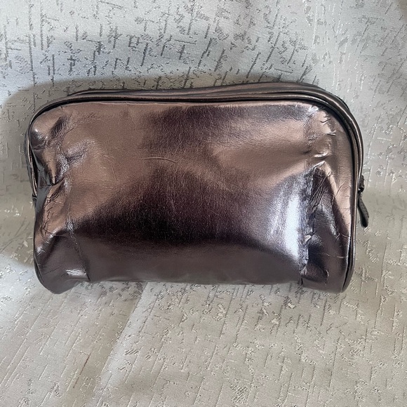 Black Dome-Shaped Toiletry Bag with Glossy Finish - Picture 1 of 7